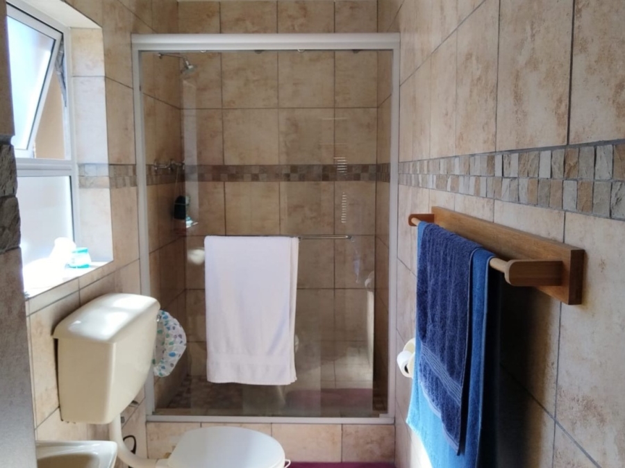 4 Bedroom Property for Sale in Bothasig Western Cape